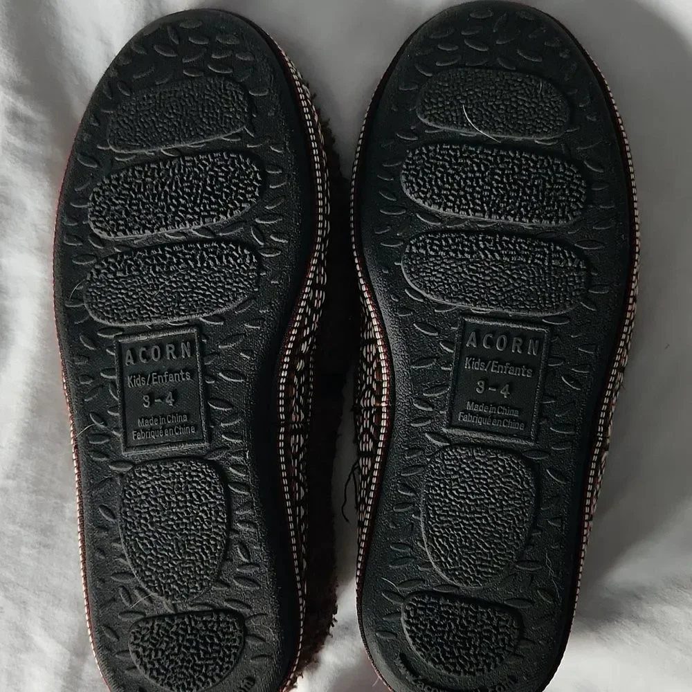 Acorn Kids Slippers - Brown Size 3-4